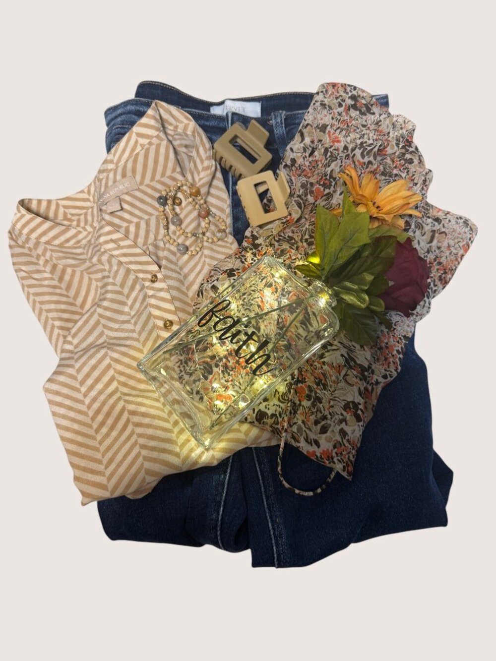 Women's Bundle Tops +Jeans + Bracelets + Hair Clips + Vase Decor